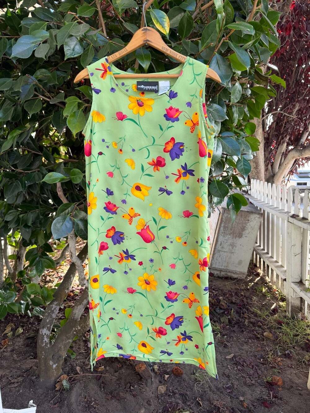Vintage Sag Harbor Bugs & Floral Lightweight Dress